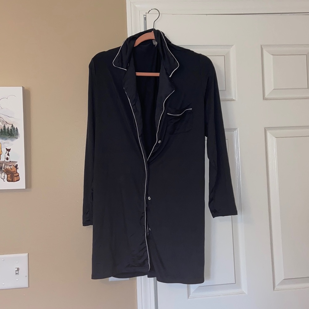 Night shirt